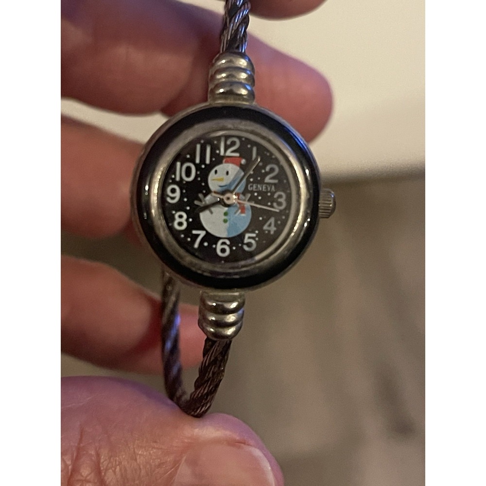 Geneva‎ Christmas Snowman Analog Twisted Wire Bangle Fashion Watch Cable Band